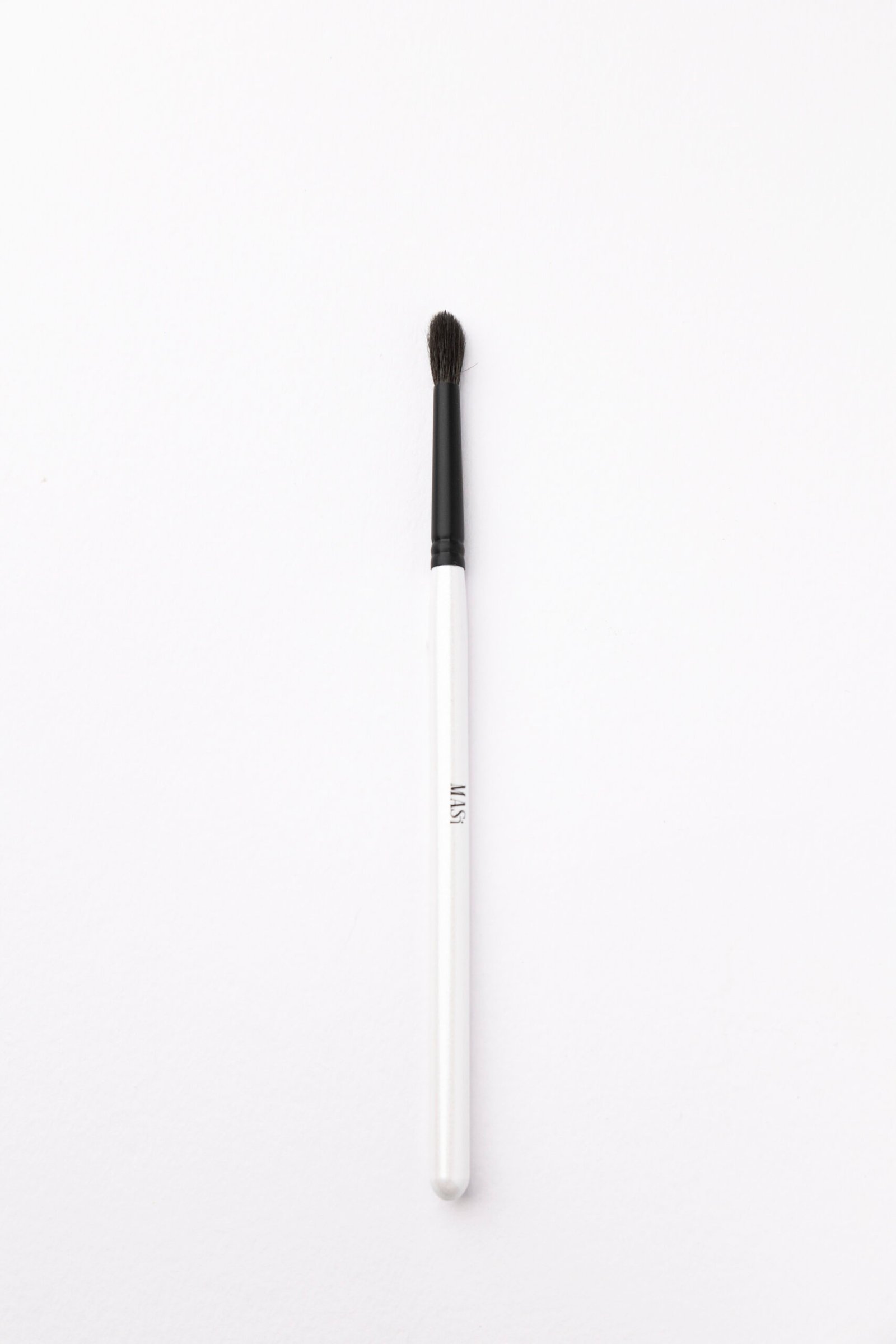 Make-up brush for eyeshadow. No. 4
